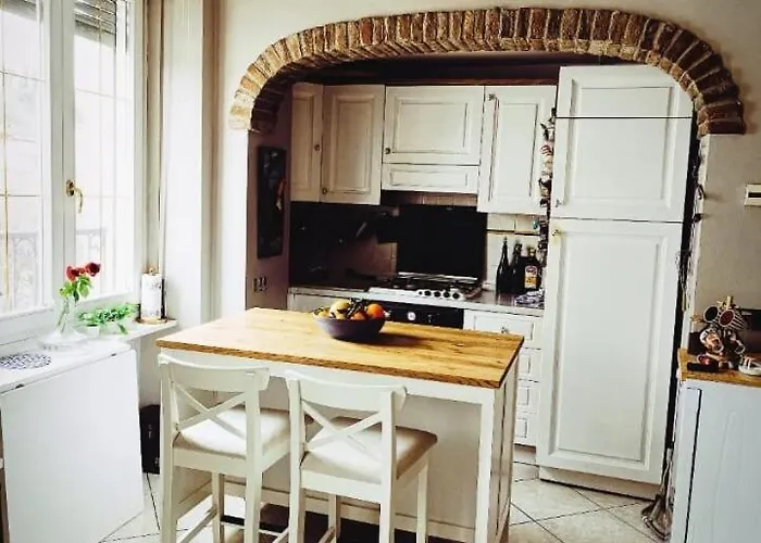 Iris- Old Town Apartment *