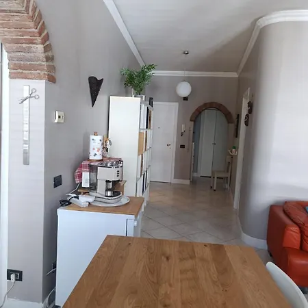 Iris- Old Town Apartment *